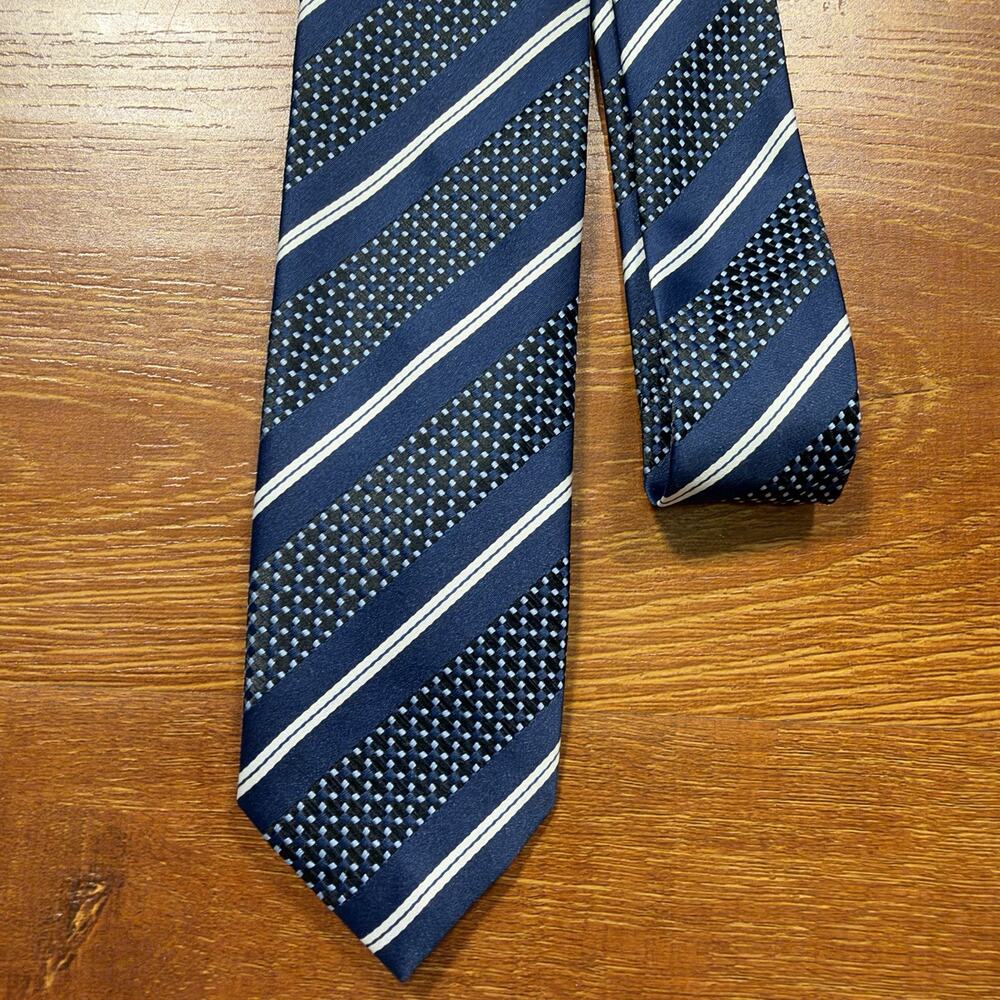 Hugo Boss Skinny Neck Tie 59" Blue Stripe Dot Performance Luxury Designer Italy